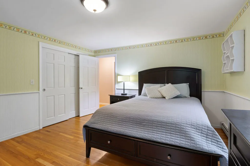 26 Williamsburg Road Amherst NH 03031