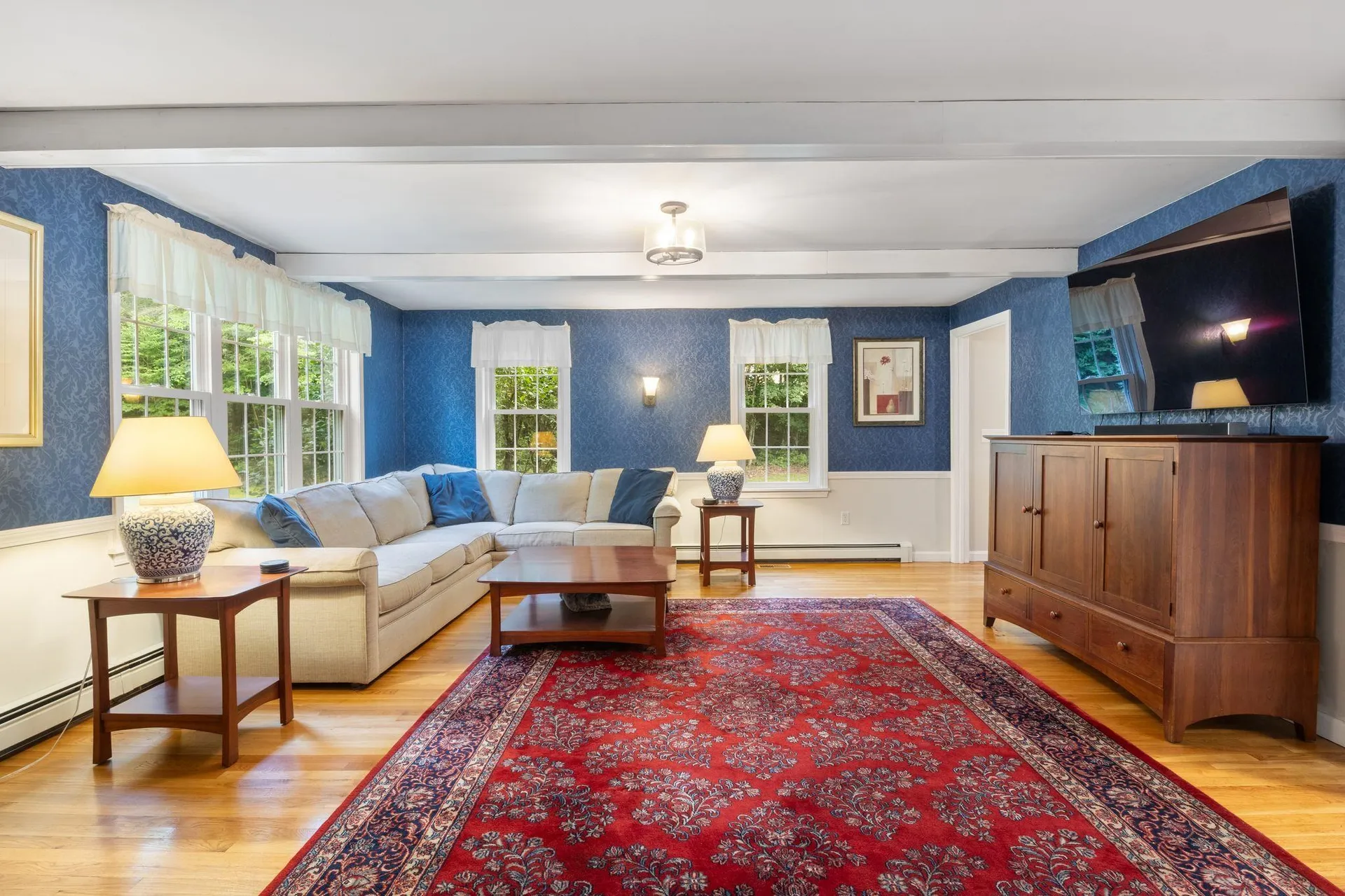 26 Williamsburg Road Amherst NH 03031
