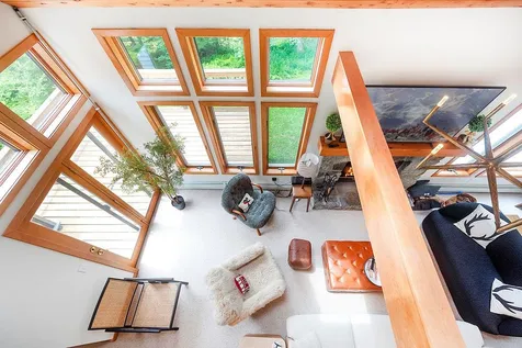 24 First Lane Wilmington VT 05363