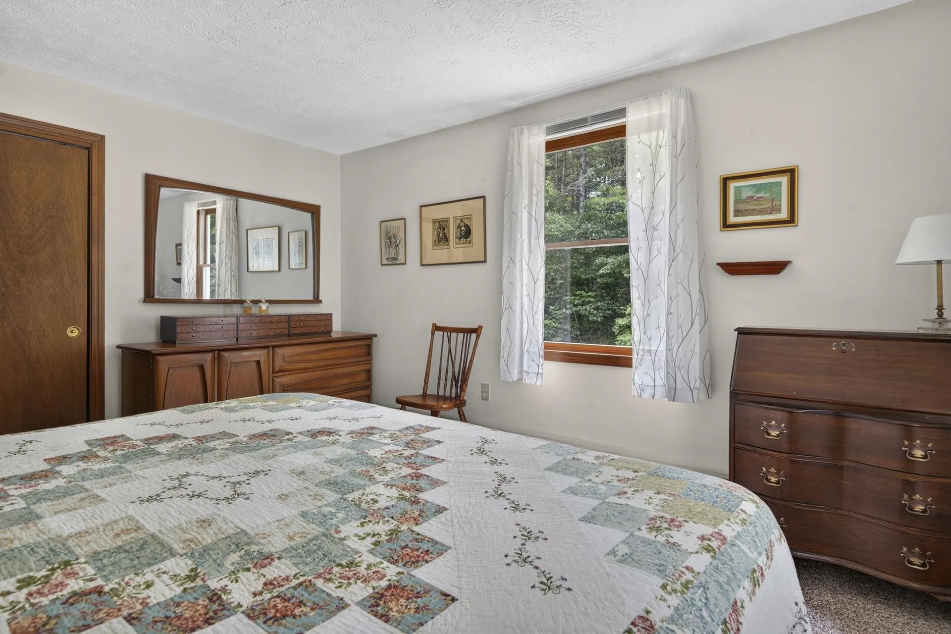 8 Rocky Hill Road Litchfield NH 03052