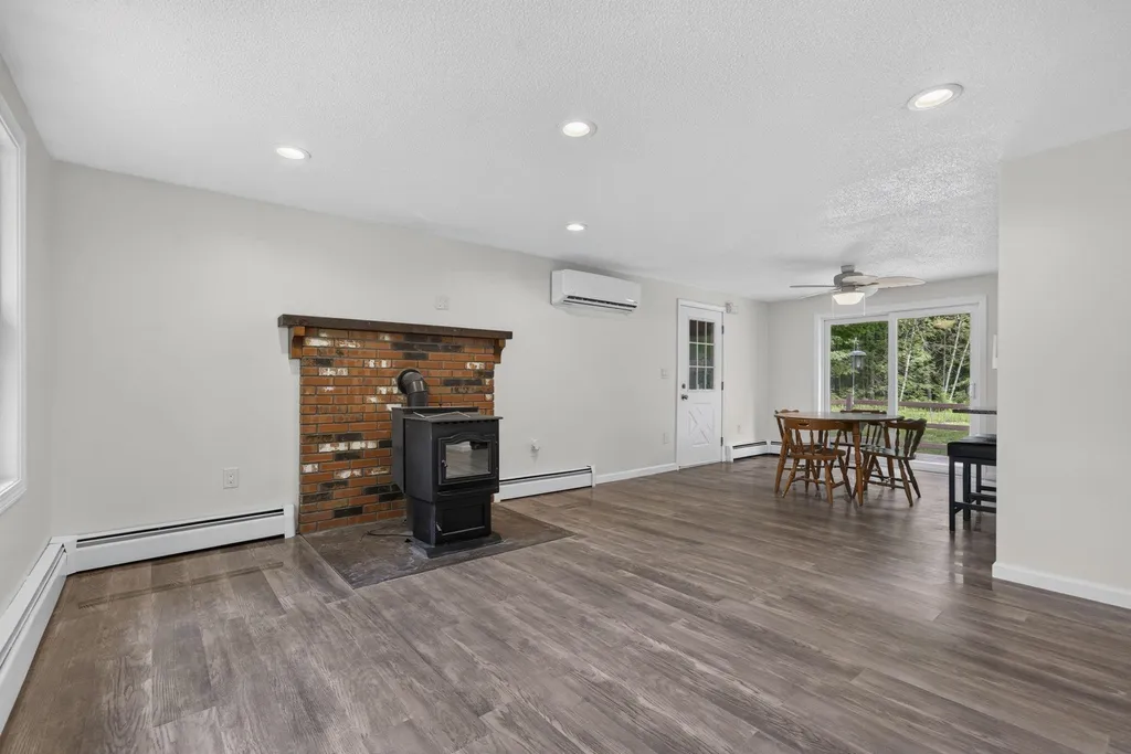 87 Michigan Road Jaffrey NH 03452