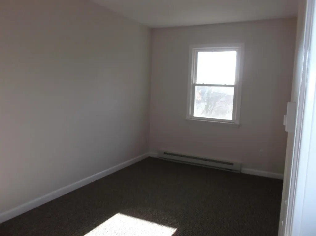 96-1 Pearl Street Essex VT 05452