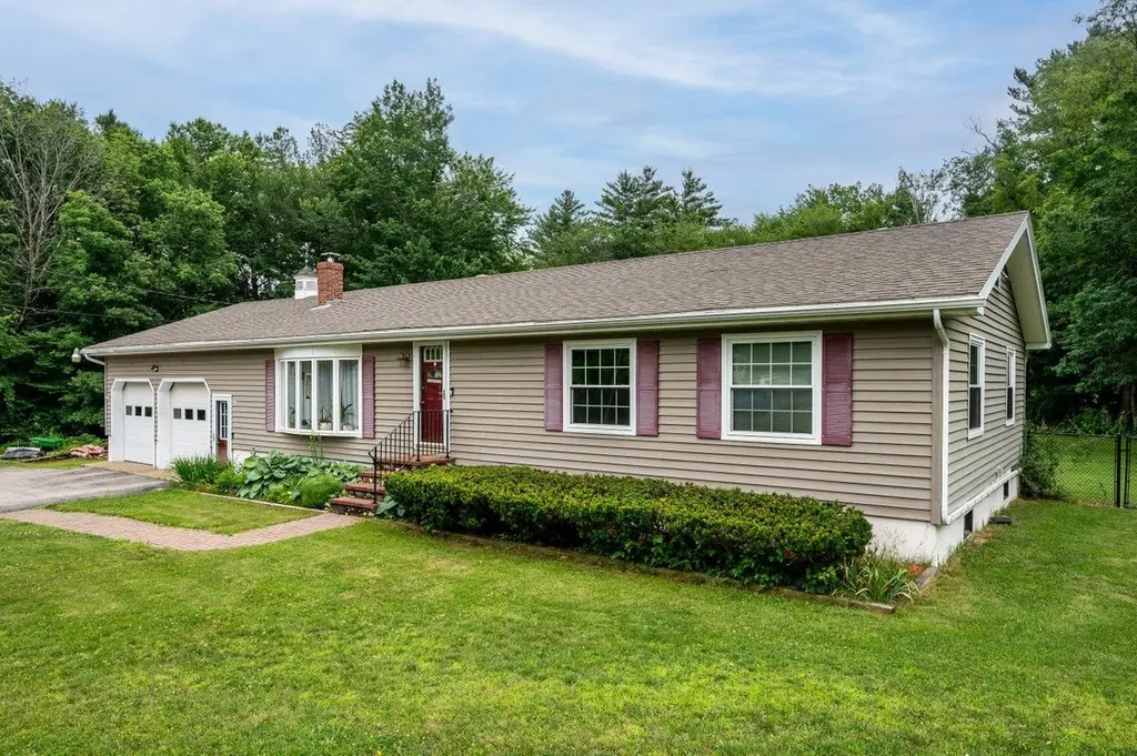 13 Pearl Street Somersworth NH 03878