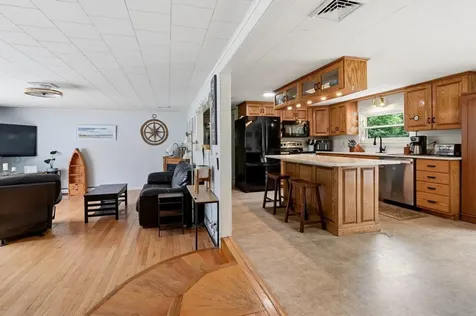 13 Pearl Street Somersworth NH 03878