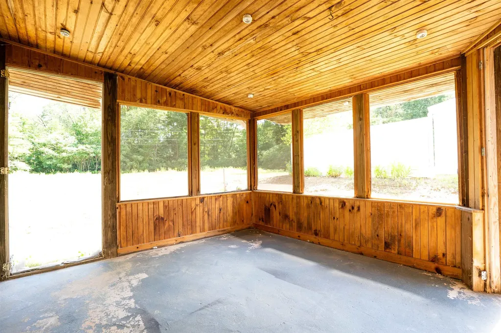 905 New Hampton Road Sanbornton NH 03269