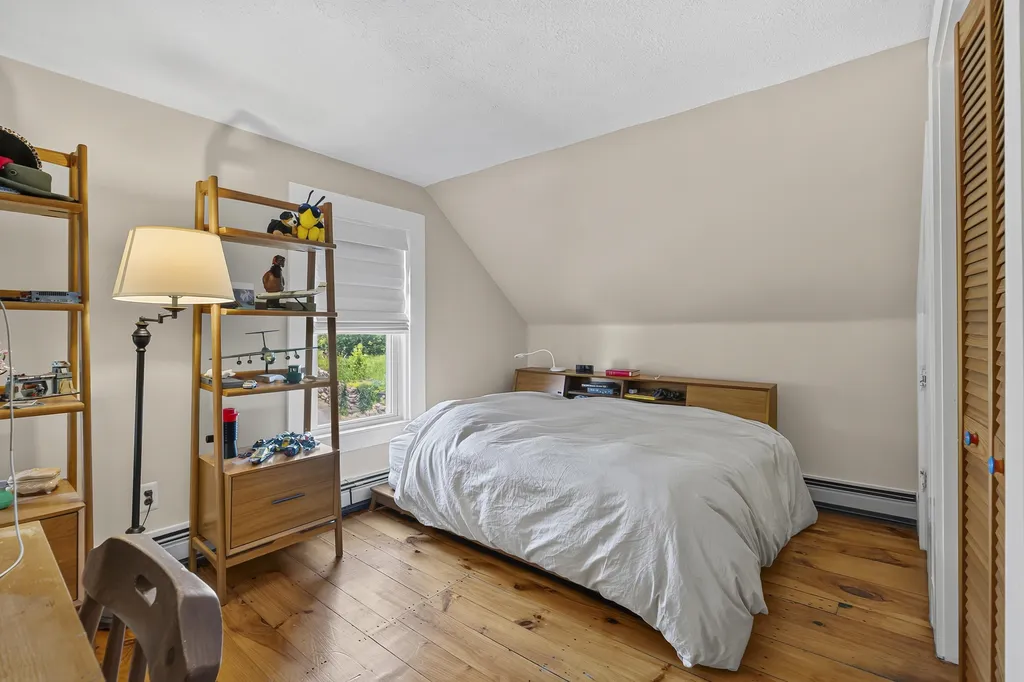 20 Tibbetts Street South Berwick ME 03908