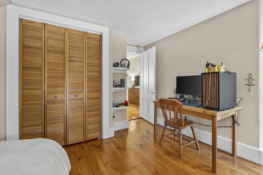 20 Tibbetts Street South Berwick ME 03908