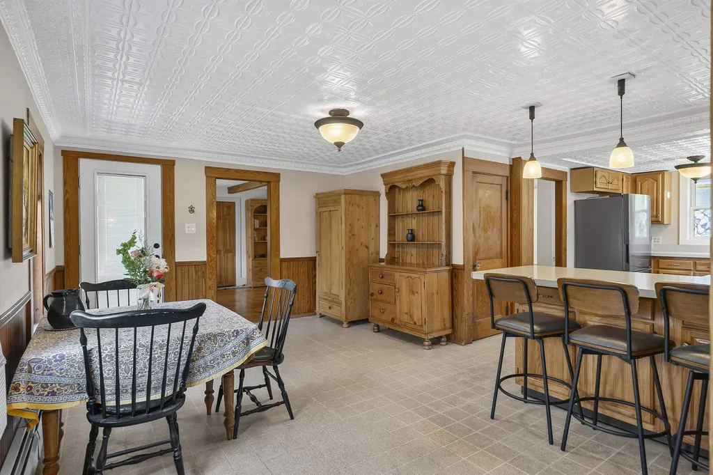 20 Tibbetts Street South Berwick ME 03908