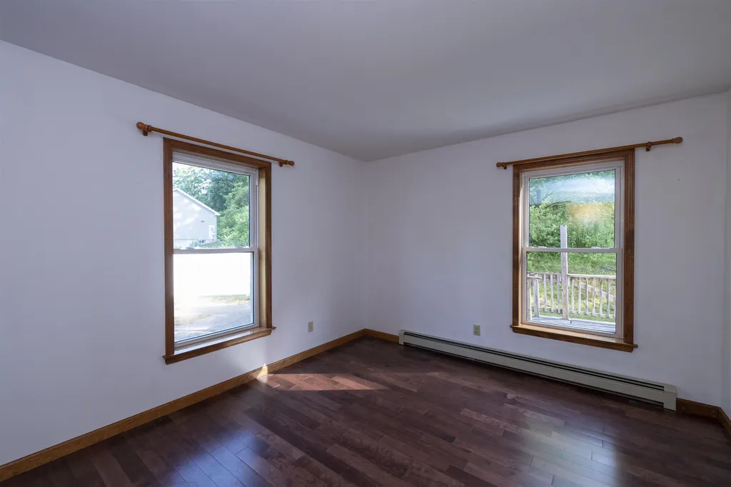 100 Riverside Lane Royalton VT 05068