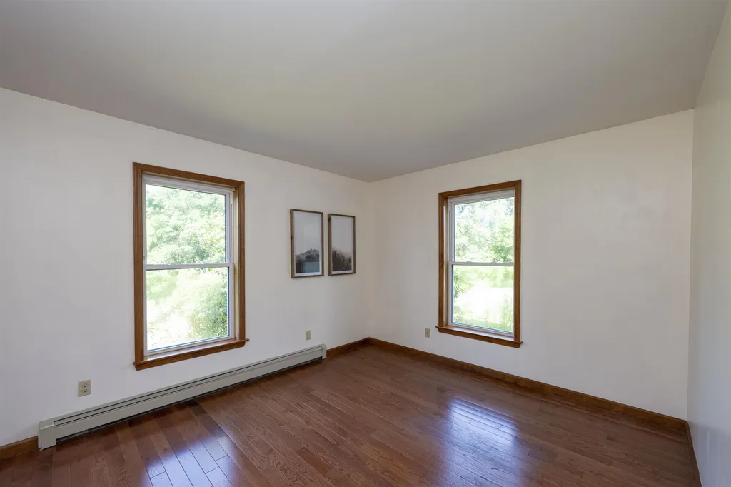100 Riverside Lane Royalton VT 05068