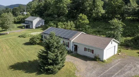 100 Riverside Lane Royalton VT 05068