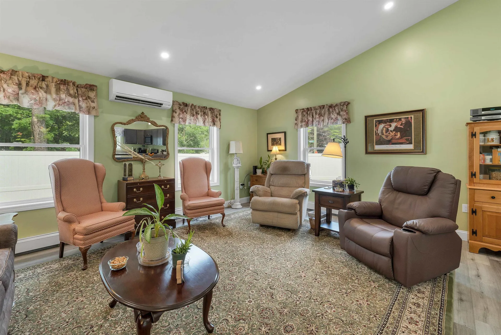 3 Carver Street Franklin NH 03235