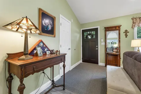 3 Carver Street Franklin NH 03235