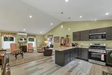 3 Carver Street Franklin NH 03235
