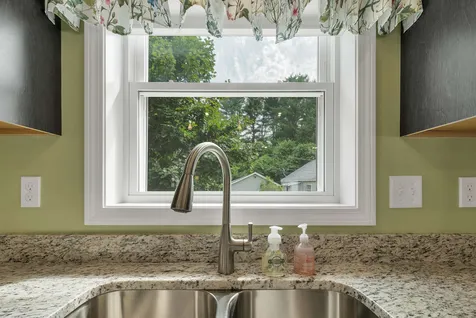 3 Carver Street Franklin NH 03235