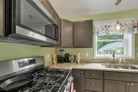 3 Carver Street Franklin NH 03235
