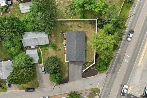 3 Carver Street Franklin NH 03235
