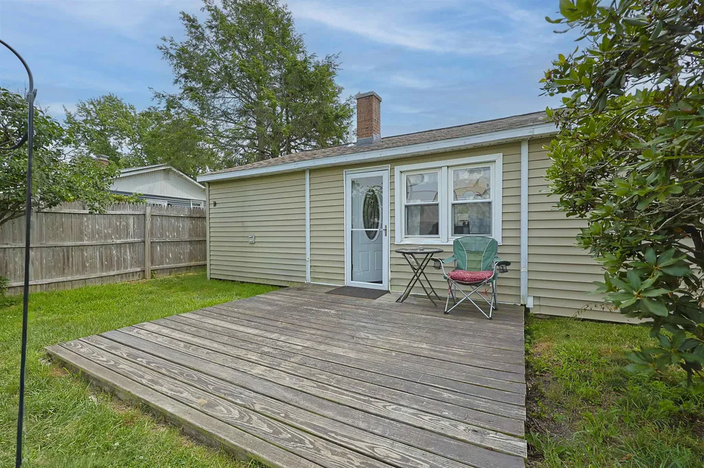 53 Kelwyn Drive Somersworth NH 03878
