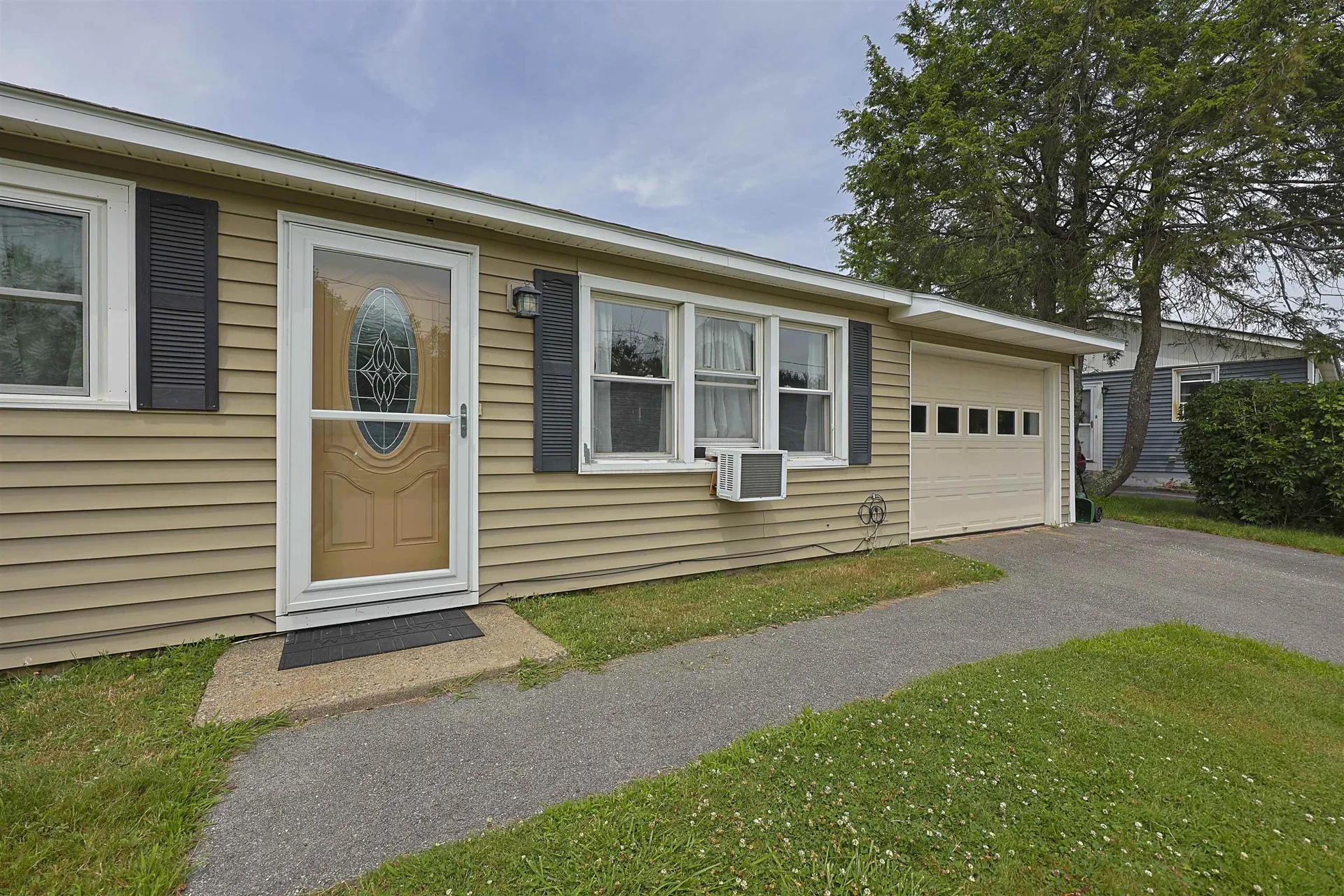 53 Kelwyn Drive Somersworth NH 03878