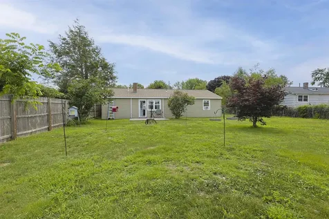 53 Kelwyn Drive Somersworth NH 03878