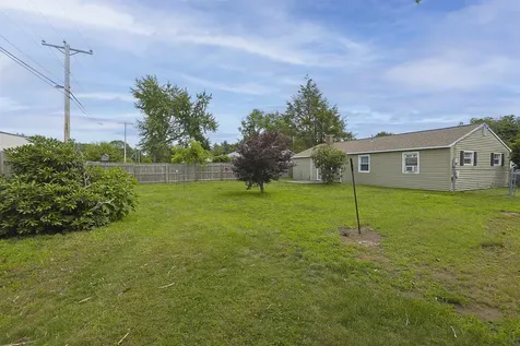 53 Kelwyn Drive Somersworth NH 03878