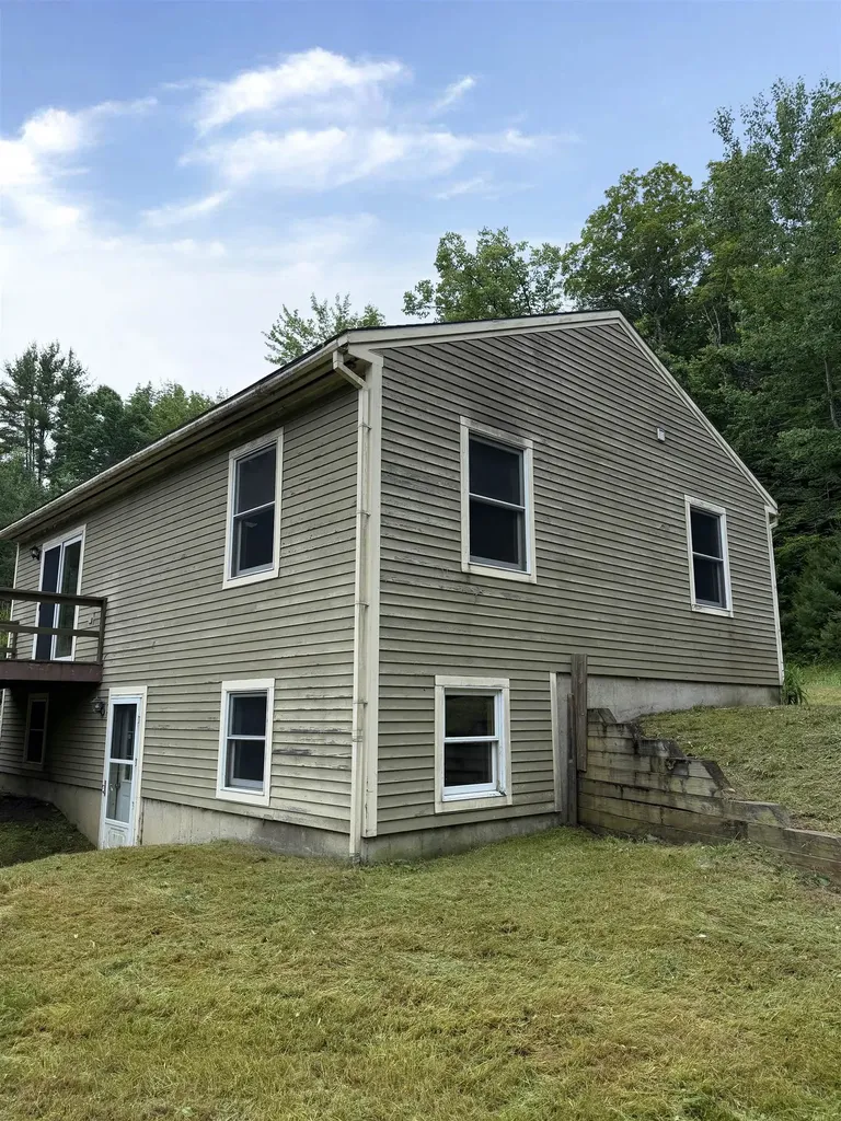 98 Norford Lake Road Thetford VT 05075