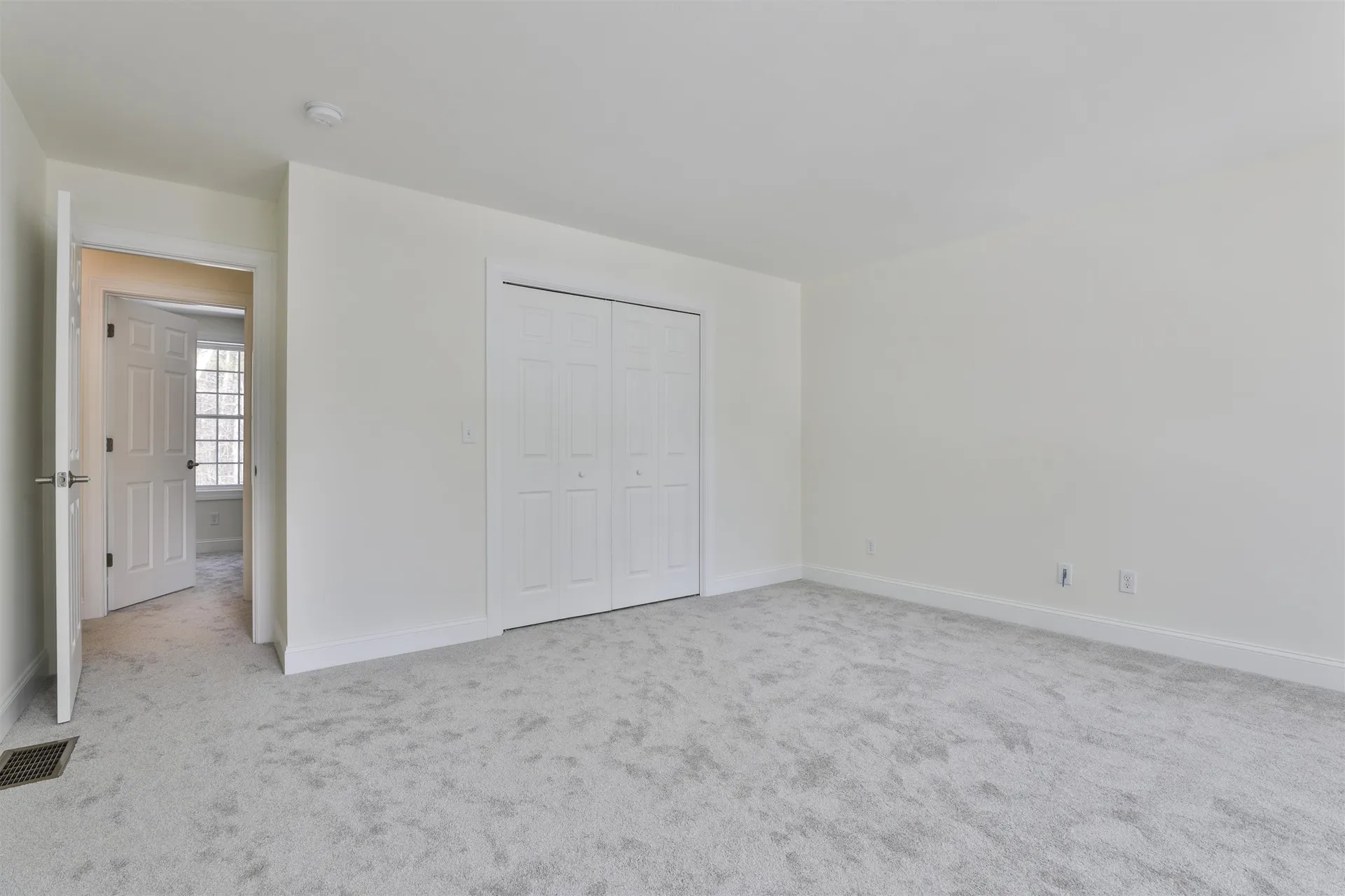 22 Reeds Ferry Way Merrimack NH 03054
