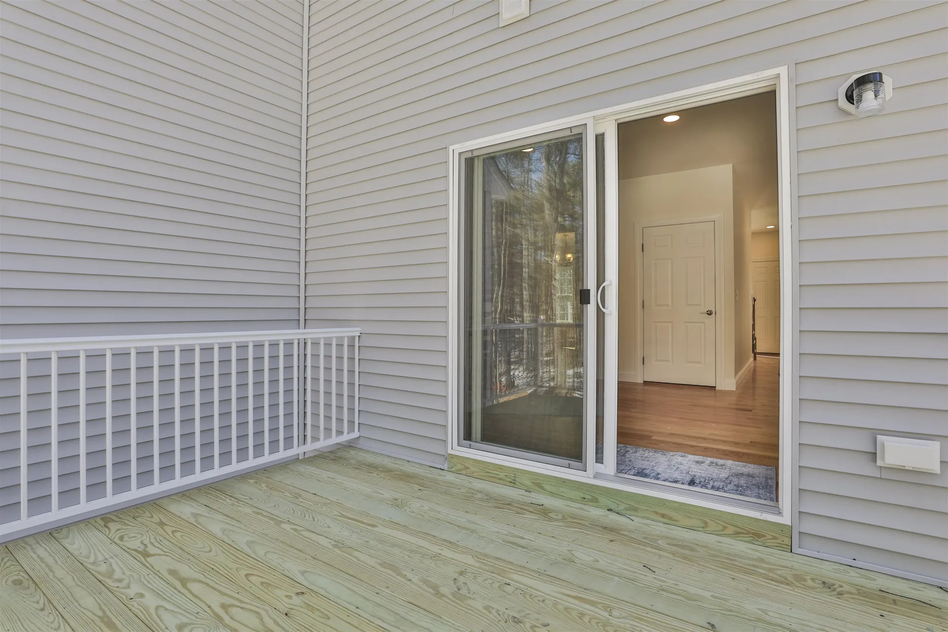 22 Reeds Ferry Way Merrimack NH 03054