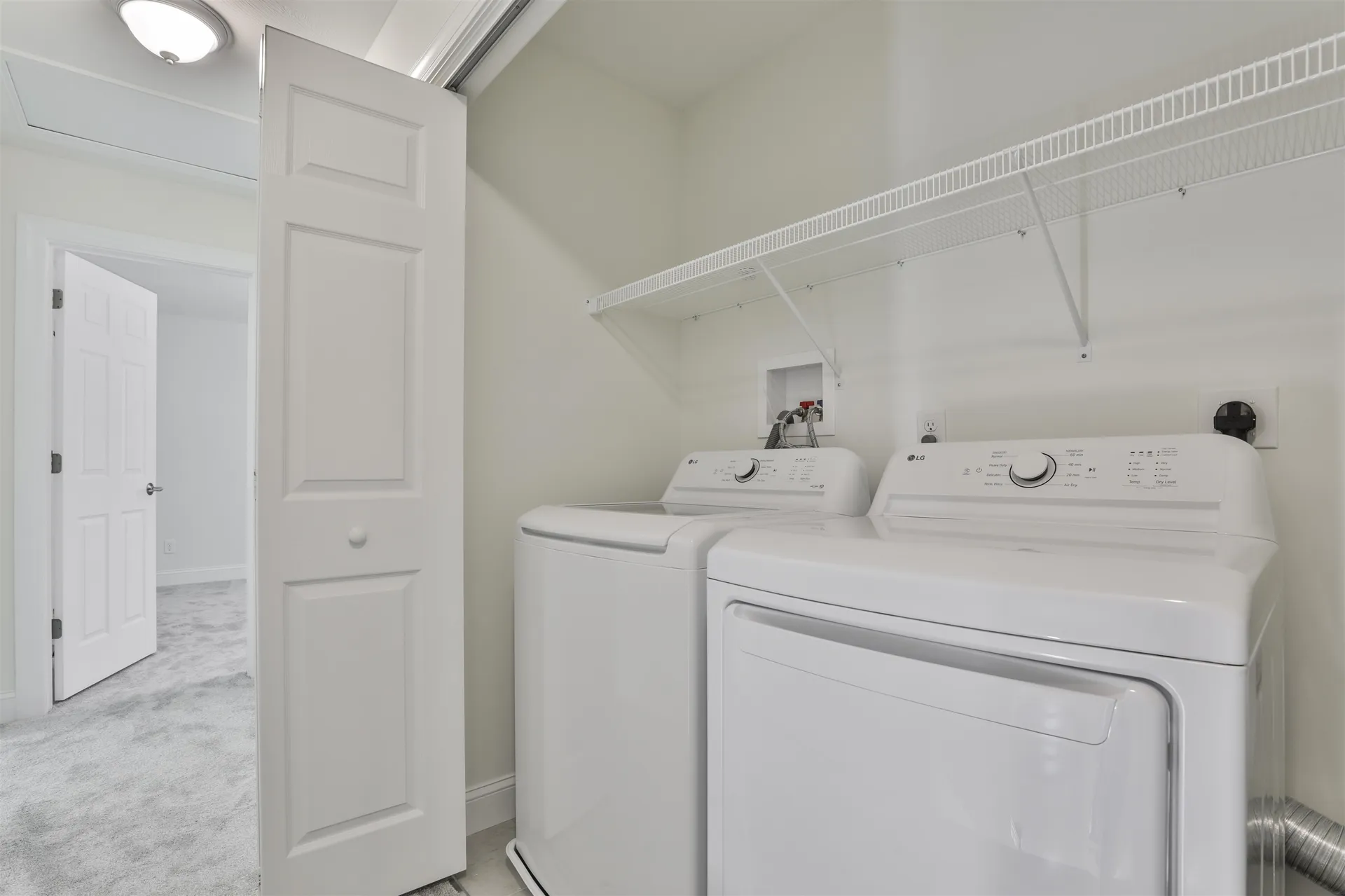 22 Reeds Ferry Way Merrimack NH 03054