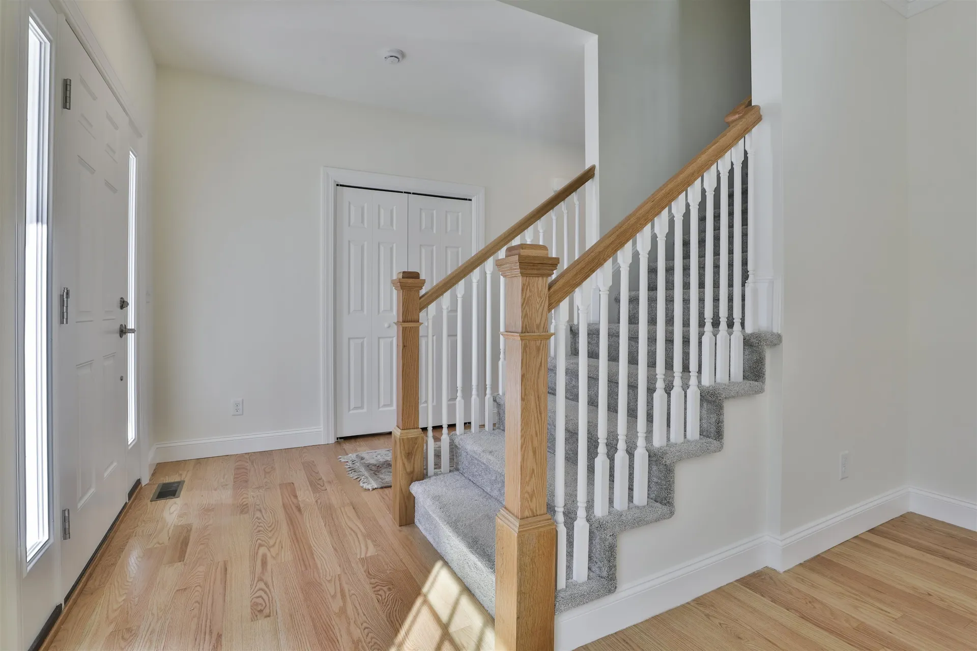 22 Reeds Ferry Way Merrimack NH 03054