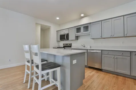 22 Reeds Ferry Way Merrimack NH 03054