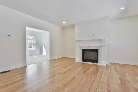 22 Reeds Ferry Way Merrimack NH 03054