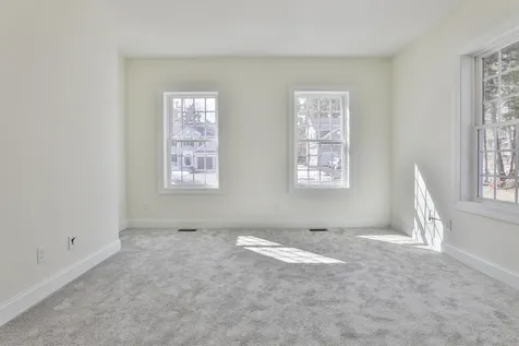 22 Reeds Ferry Way Merrimack NH 03054