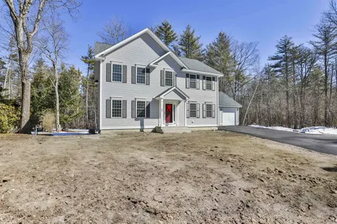 22 Reeds Ferry Way Merrimack NH 03054