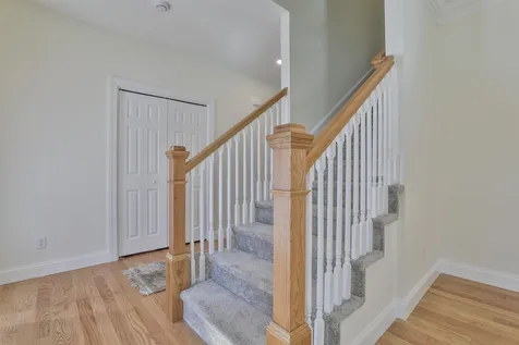 22 Reeds Ferry Way Merrimack NH 03054
