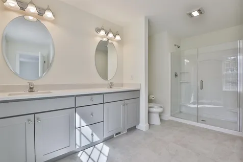 22 Reeds Ferry Way Merrimack NH 03054