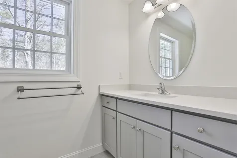 22 Reeds Ferry Way Merrimack NH 03054