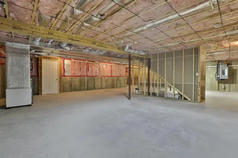 22 Reeds Ferry Way Merrimack NH 03054