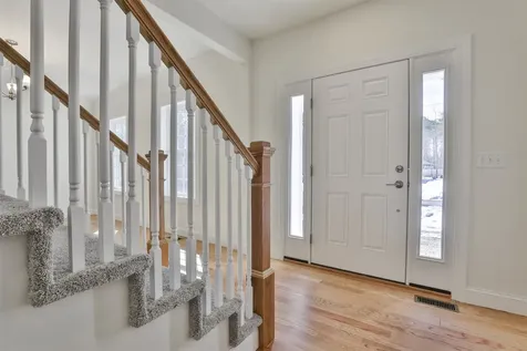 22 Reeds Ferry Way Merrimack NH 03054