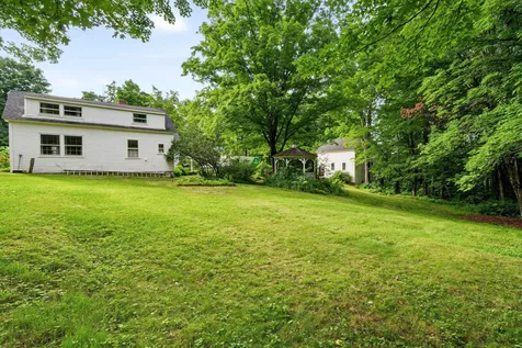 7 Bennington Road Hancock NH 03449
