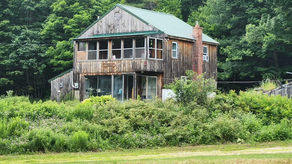 925 Center Road Goshen NH 03752