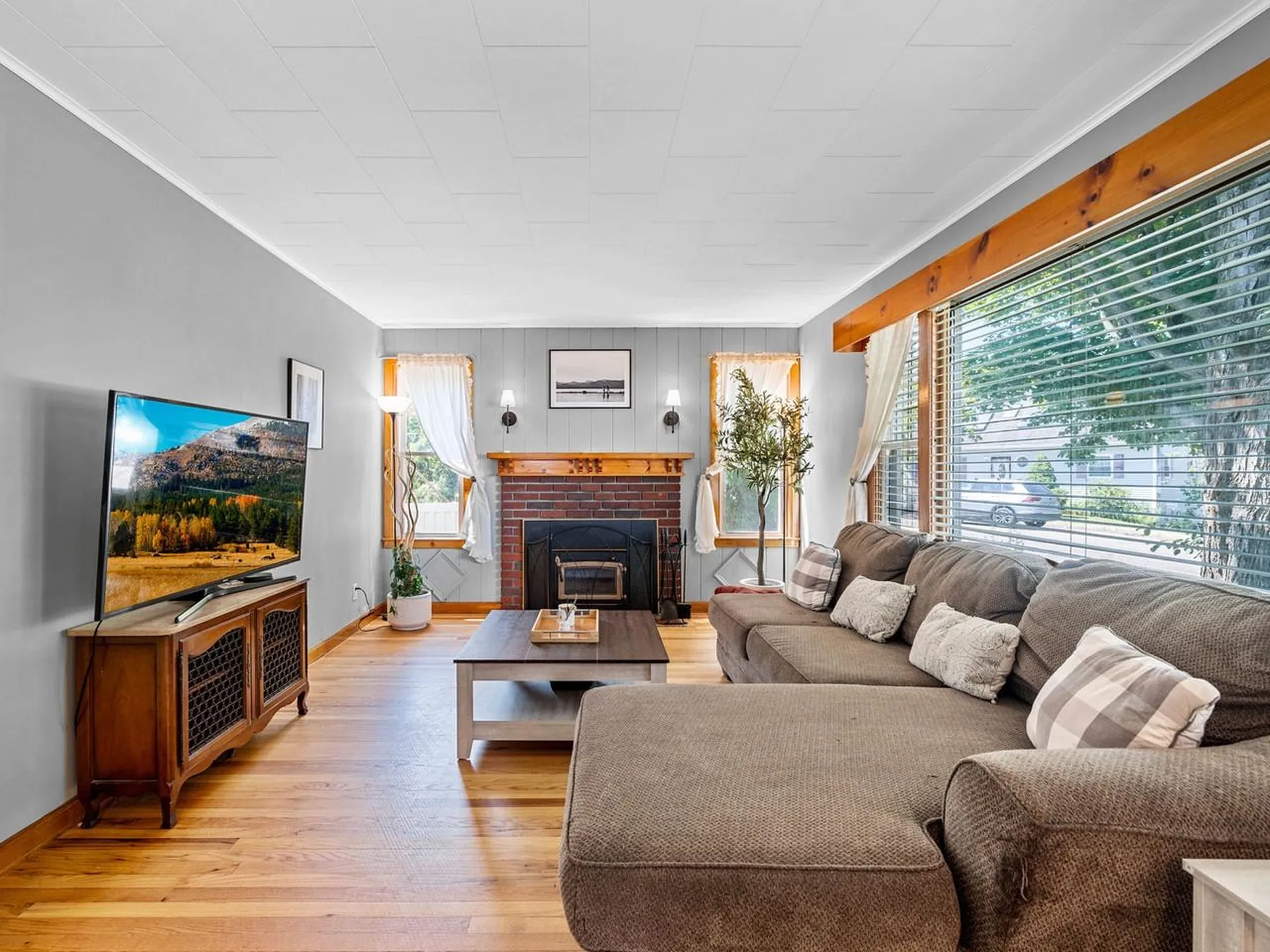 19 Roland Court Winooski VT 05404