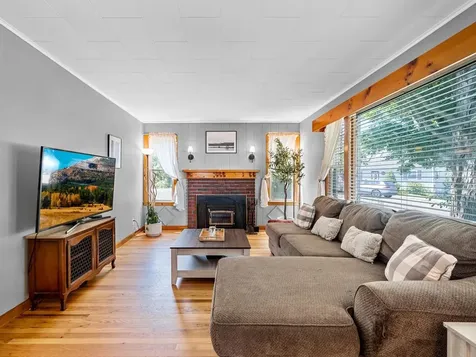19 Roland Court Winooski VT 05404