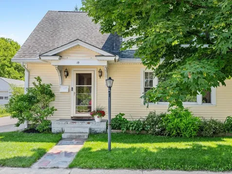 19 Roland Court Winooski VT 05404