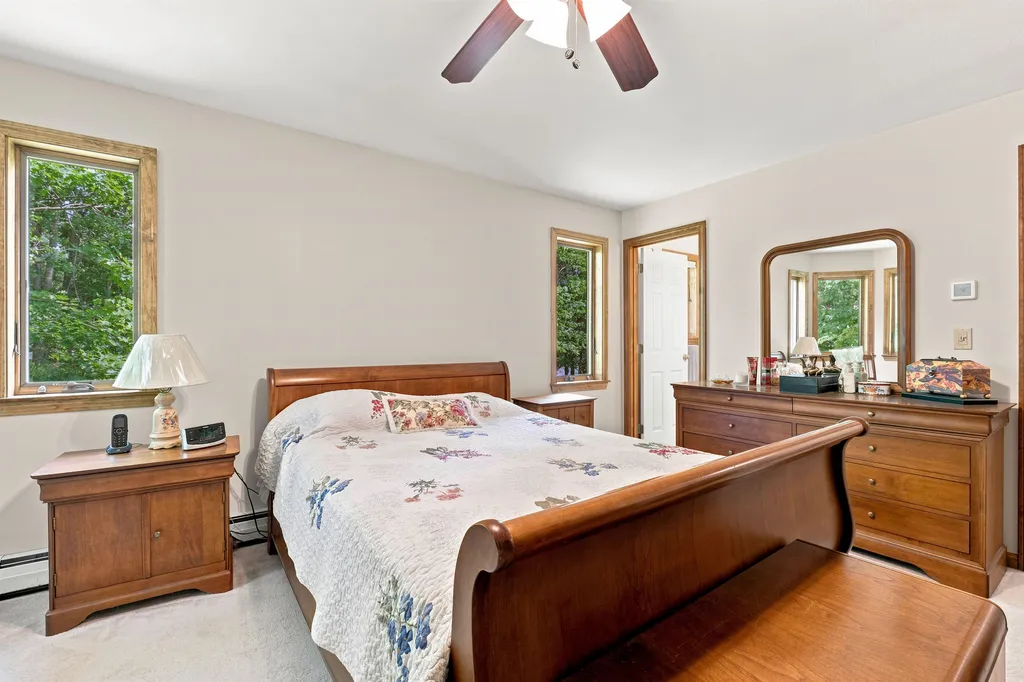 674 Elm Street Laconia NH 03246