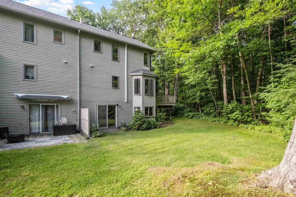 674 Elm Street Laconia NH 03246