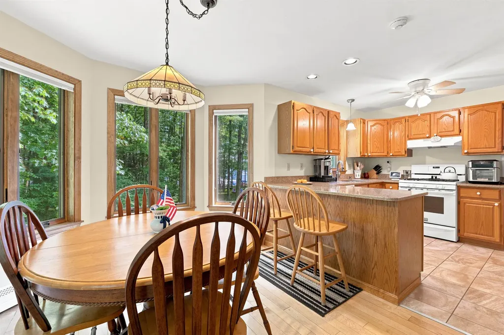674 Elm Street Laconia NH 03246