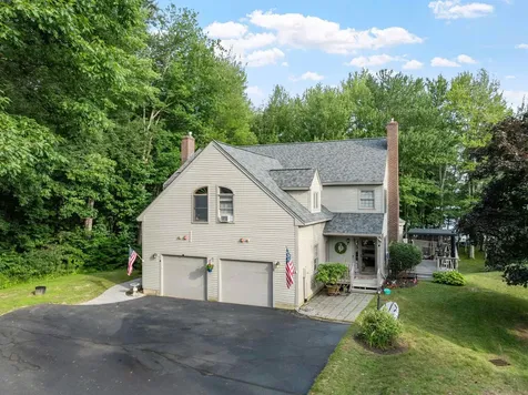 674 Elm Street Laconia NH 03246