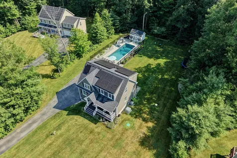 190 Breezy Way Barrington NH 03825
