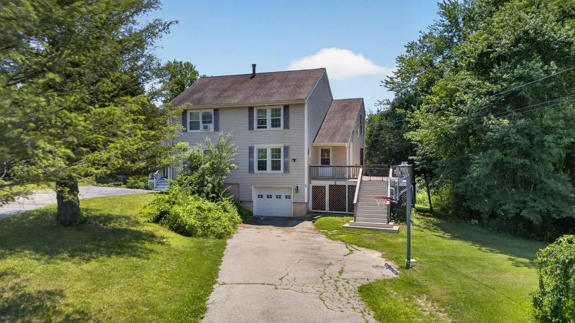 5 Richardson Drive Derry NH 03038